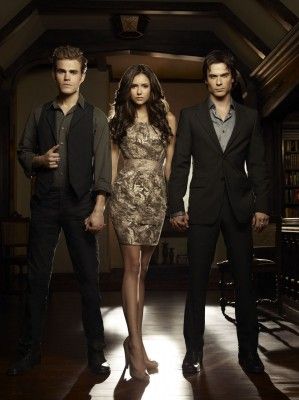 vampire-diaries-season-2-promotional-photo-2-299x400.jpg